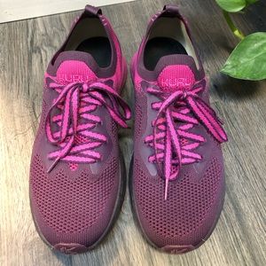 KURU Flux Athletic Sneaker